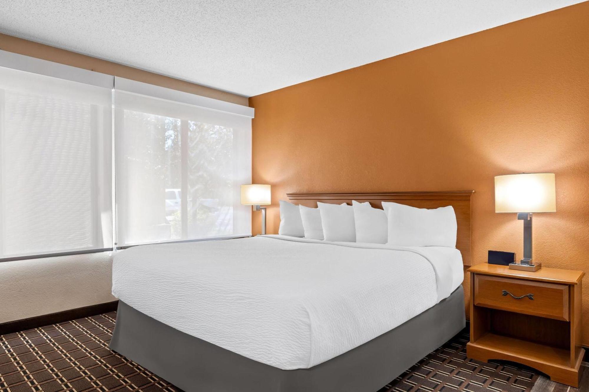 Days Inn By Wyndham Black River Falls - Access To Atv Trail Exterior foto